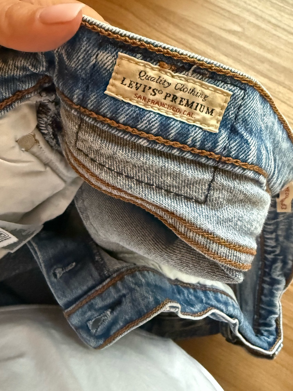 Levi's Wedgie Straight-Leg Jeans - Picture 6 of 6